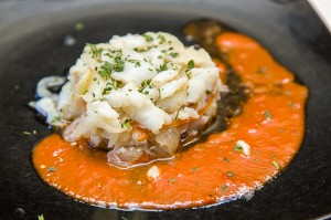 Aires de Aragón.- 	Milhojas de bacalao encebollado.